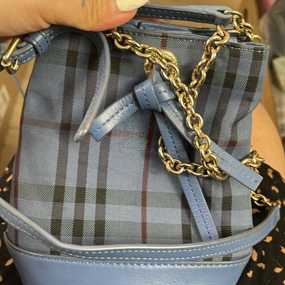 Authentic Burberry Blue Bucket bag - Picture 6 of 9